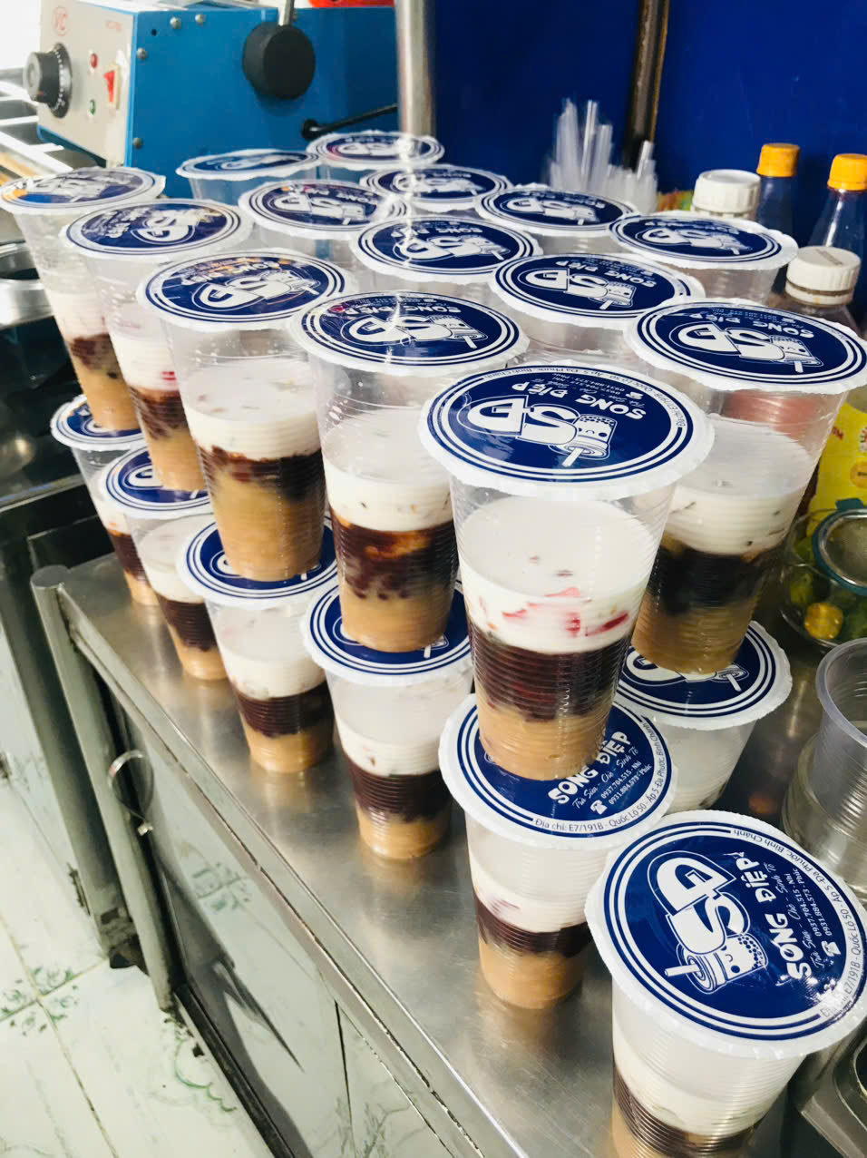 Chè Ba Màu